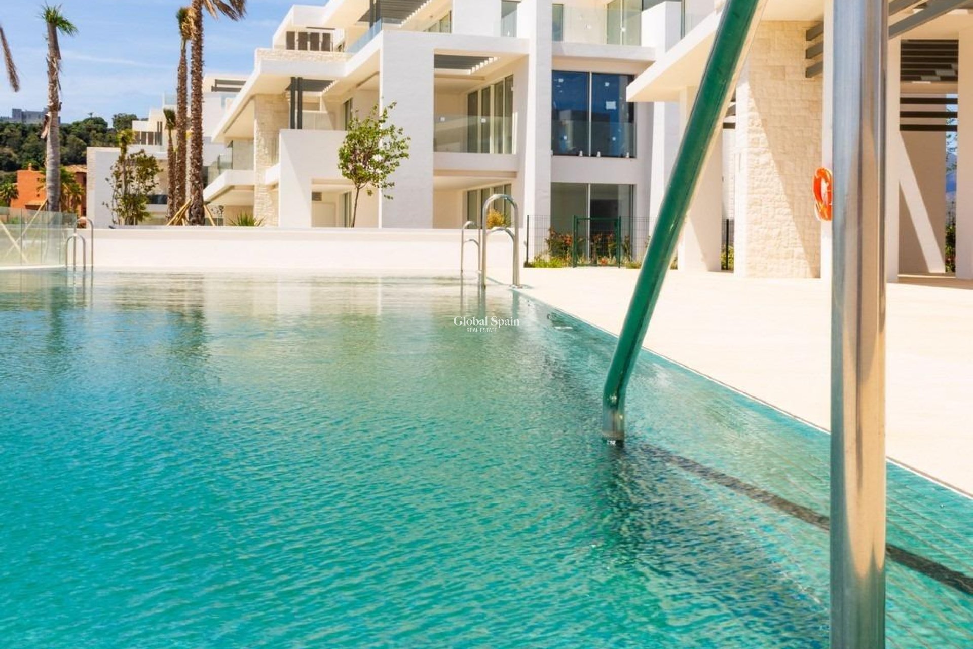 Nieuwbouw - APPARTEMENT -
OJÉN - El Soto De Marbella