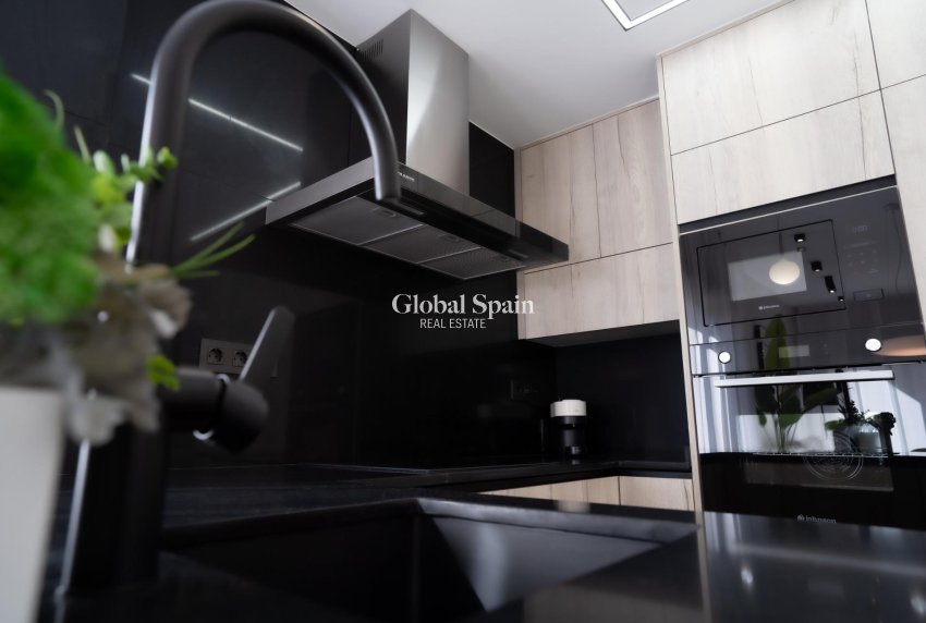 Nieuwbouw - APPARTEMENT -
PILAR DE LA HORADADA - pueblo