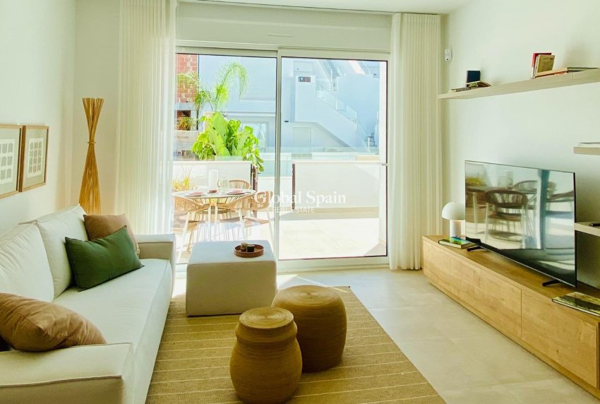 Nieuwbouw - APPARTEMENT -
PILAR DE LA HORADADA - pueblo