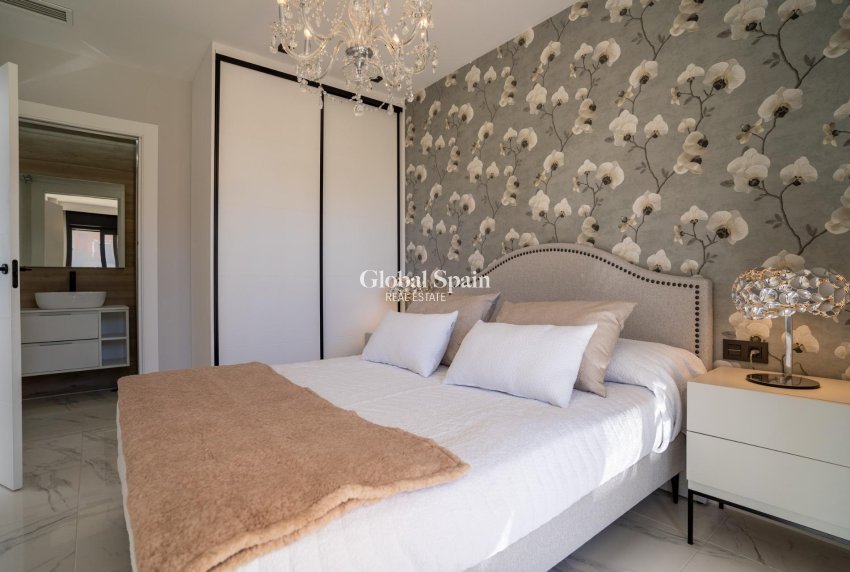 Nieuwbouw - APPARTEMENT -
PILAR DE LA HORADADA - pueblo