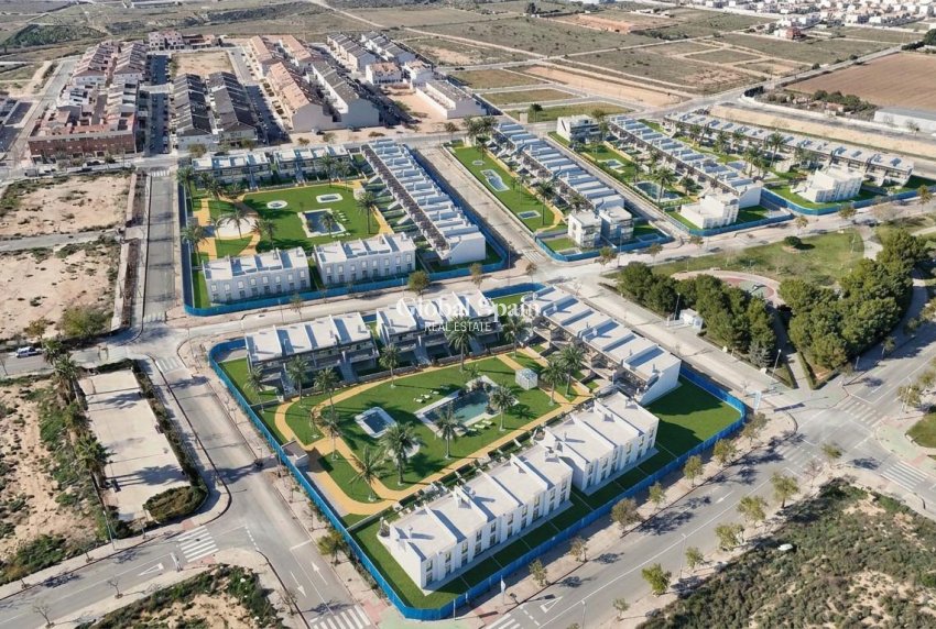 Nieuwbouw - APPARTEMENT -
PILAR DE LA HORADADA - pueblo