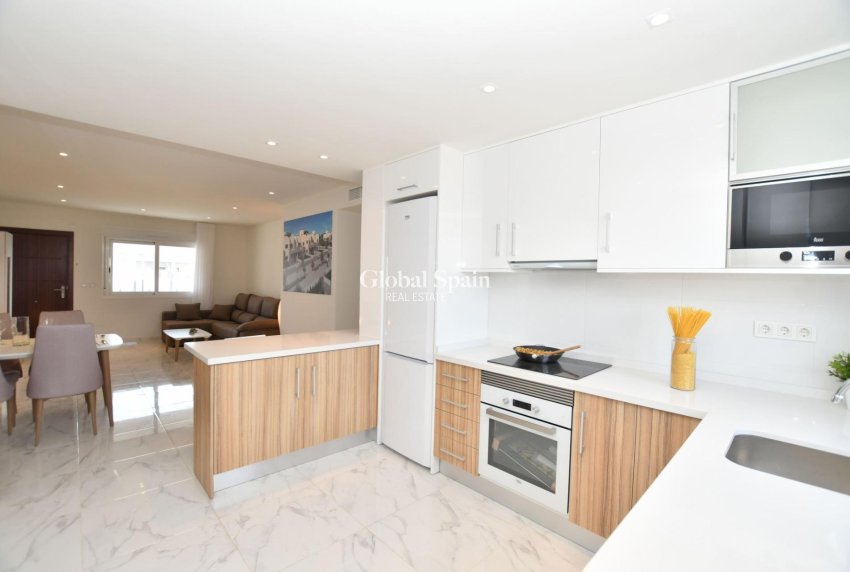 Nieuwbouw - APPARTEMENT -
SAN MIGUEL DE SALINAS - La Cañada