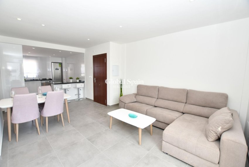 Nieuwbouw - APPARTEMENT -
SAN MIGUEL DE SALINAS - La Cañada