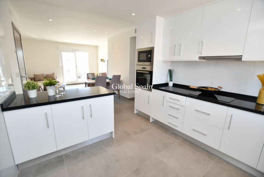 Nieuwbouw - APPARTEMENT -
SAN MIGUEL DE SALINAS - La Cañada