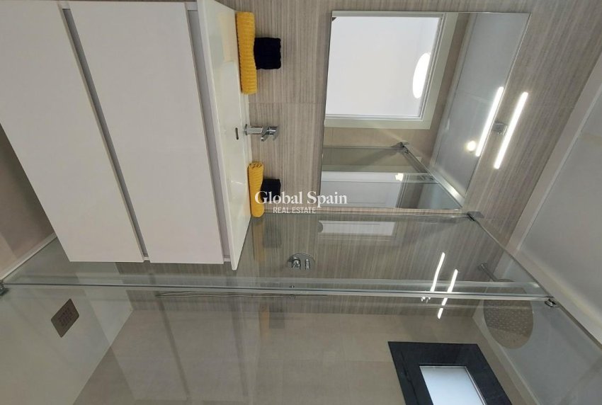 Nieuwbouw - APPARTEMENT -
SAN MIGUEL DE SALINAS - Pueblo