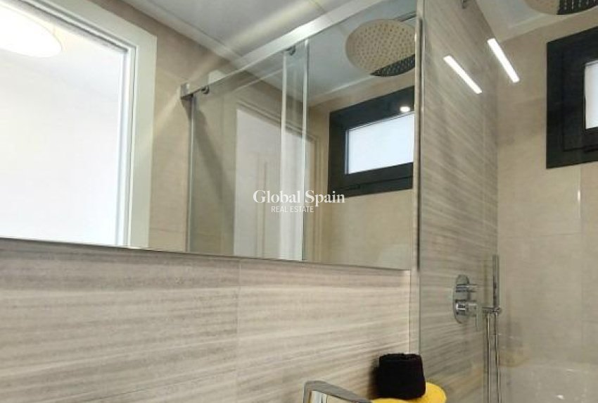 Nieuwbouw - APPARTEMENT -
SAN MIGUEL DE SALINAS - Pueblo