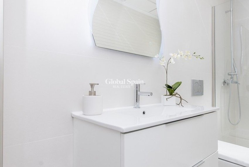 Nieuwbouw - APPARTEMENT -
SAN MIGUEL DE SALINAS - VistaBella Golf