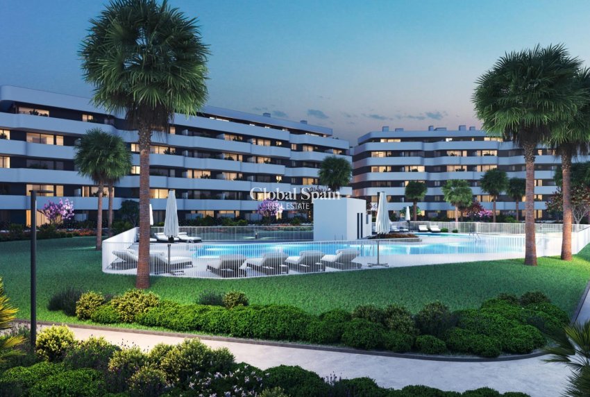 Nieuwbouw - APPARTEMENT -
TORREMOLINOS - Los Alamos