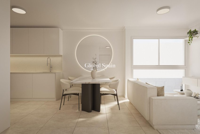 Nieuwbouw - APPARTEMENT -
TORREVIEJA - Center