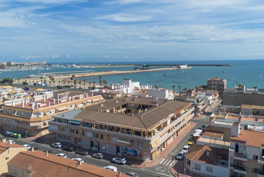 Nieuwbouw - APPARTEMENT -
TORREVIEJA - Playa Los Naufragos