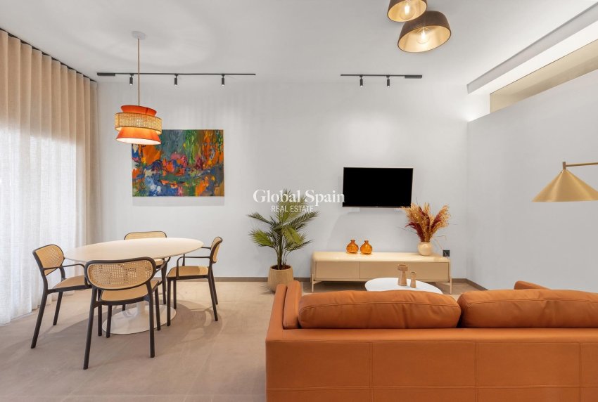 Nieuwbouw - APPARTEMENT -
TORREVIEJA - Playa Los Naufragos