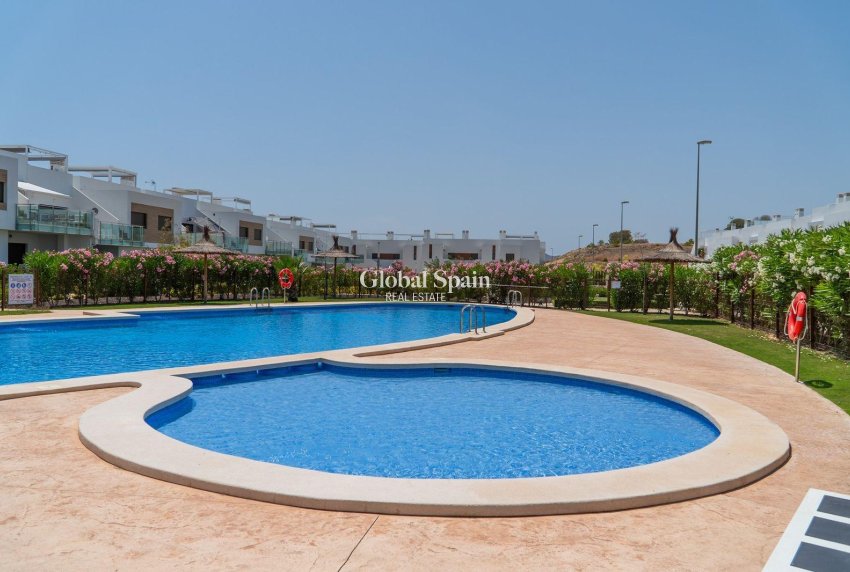 Nieuwbouw - Bungalow op de begane grond -
ORIHUELA - Vistabella Golf