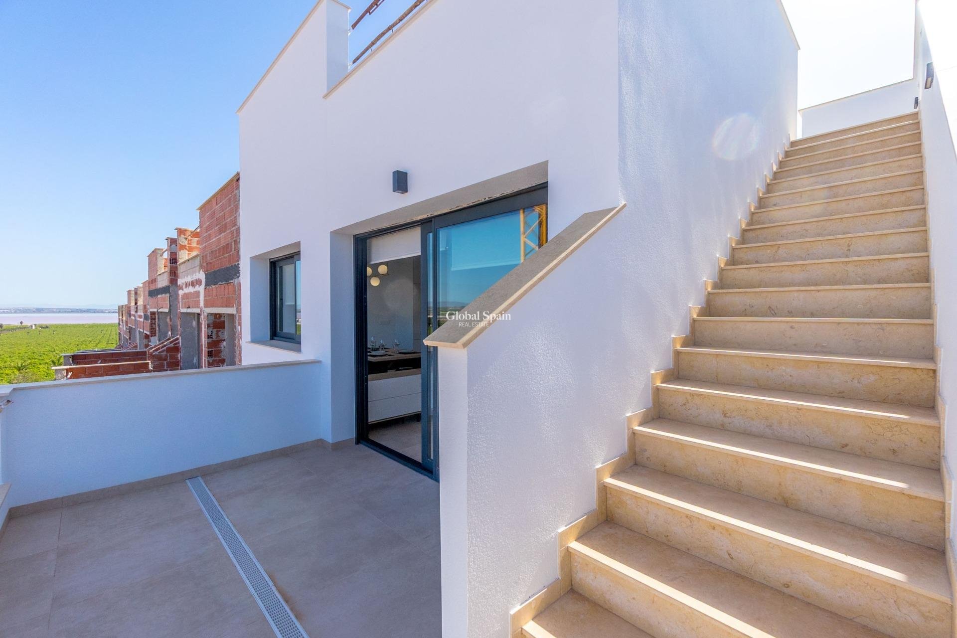 Nieuwbouw - Bungalow op de begane grond -
TORREVIEJA - LOS BALCONES - LOS ALTOS