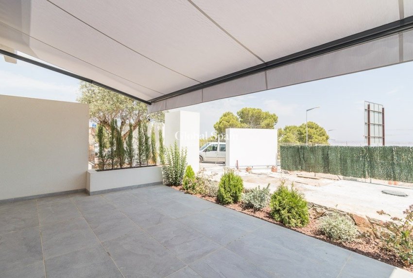 Nieuwbouw - Bungalow op de begane grond -
TORREVIEJA - LOS BALCONES - LOS ALTOS