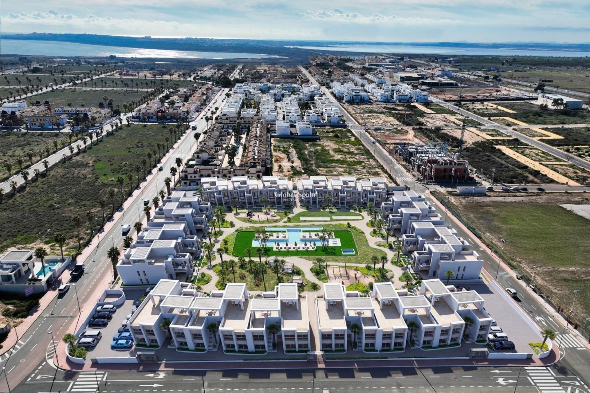 Nieuwbouw - Bungalow op de bovenste verdieping -
CIUDAD QUESADA