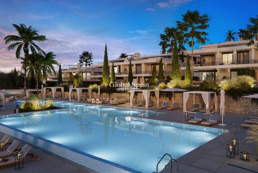 Nieuwbouw - Bungalow op de bovenste verdieping -
MARBELLA - Santa Clara Golf