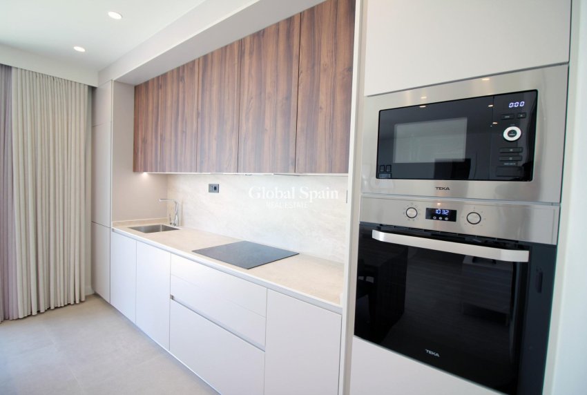 Nieuwbouw - Bungalow op de bovenste verdieping -
PILAR DE LA HORADADA - Torre de la Horadada