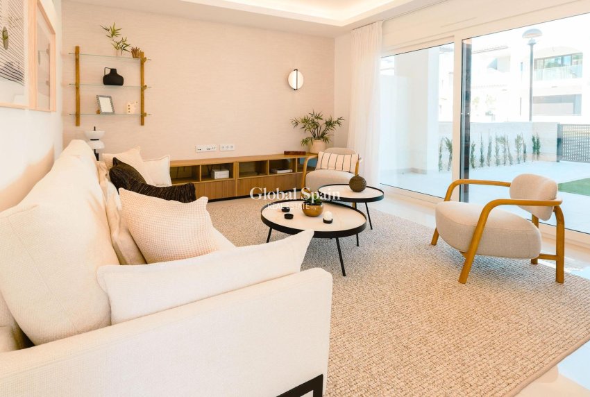 Nieuwbouw - Bungalow op de bovenste verdieping -
ROJALES - Doña Pepa