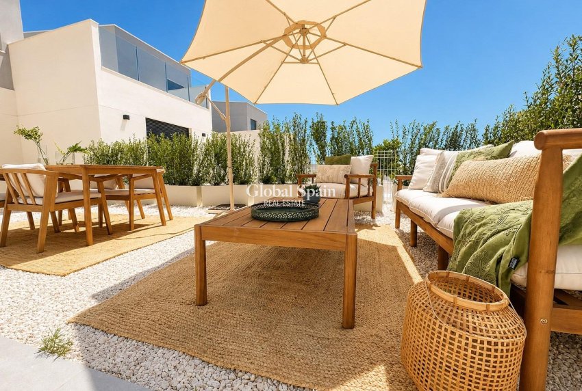 Nieuwbouw - HUIS -
BAÑOS Y MENDIGO - Altaona Golf
