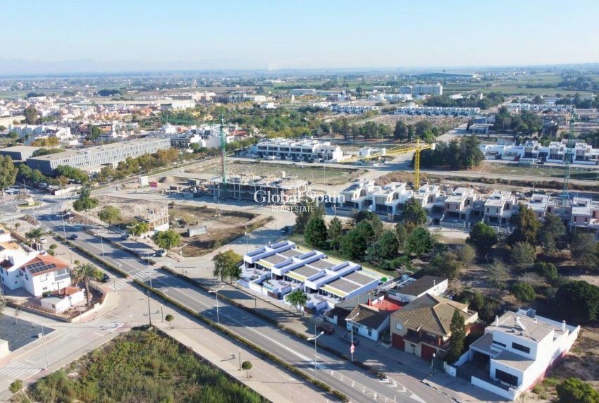 Nieuwbouw - HUIS -
DOLORES