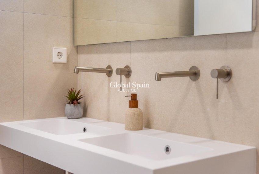 Nieuwbouw - HUIS -
LOS ALCÁZARES