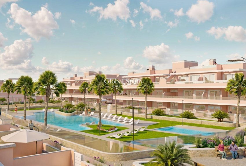 Nieuwbouw - HUIS -
PILAR DE LA HORADADA - Lo Monte