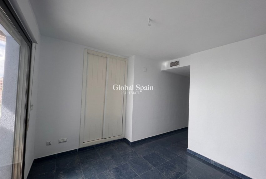 Nieuwbouw - PENTHOUSE -
CALPE - Playa La Fossa
