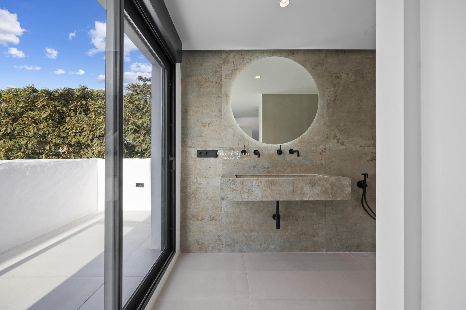 Nieuwbouw - PENTHOUSE -
ESTEPONA - El Paraíso