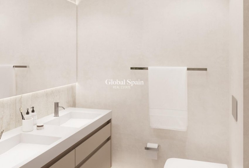 Nieuwbouw - PENTHOUSE -
ESTEPONA - Riviera beach