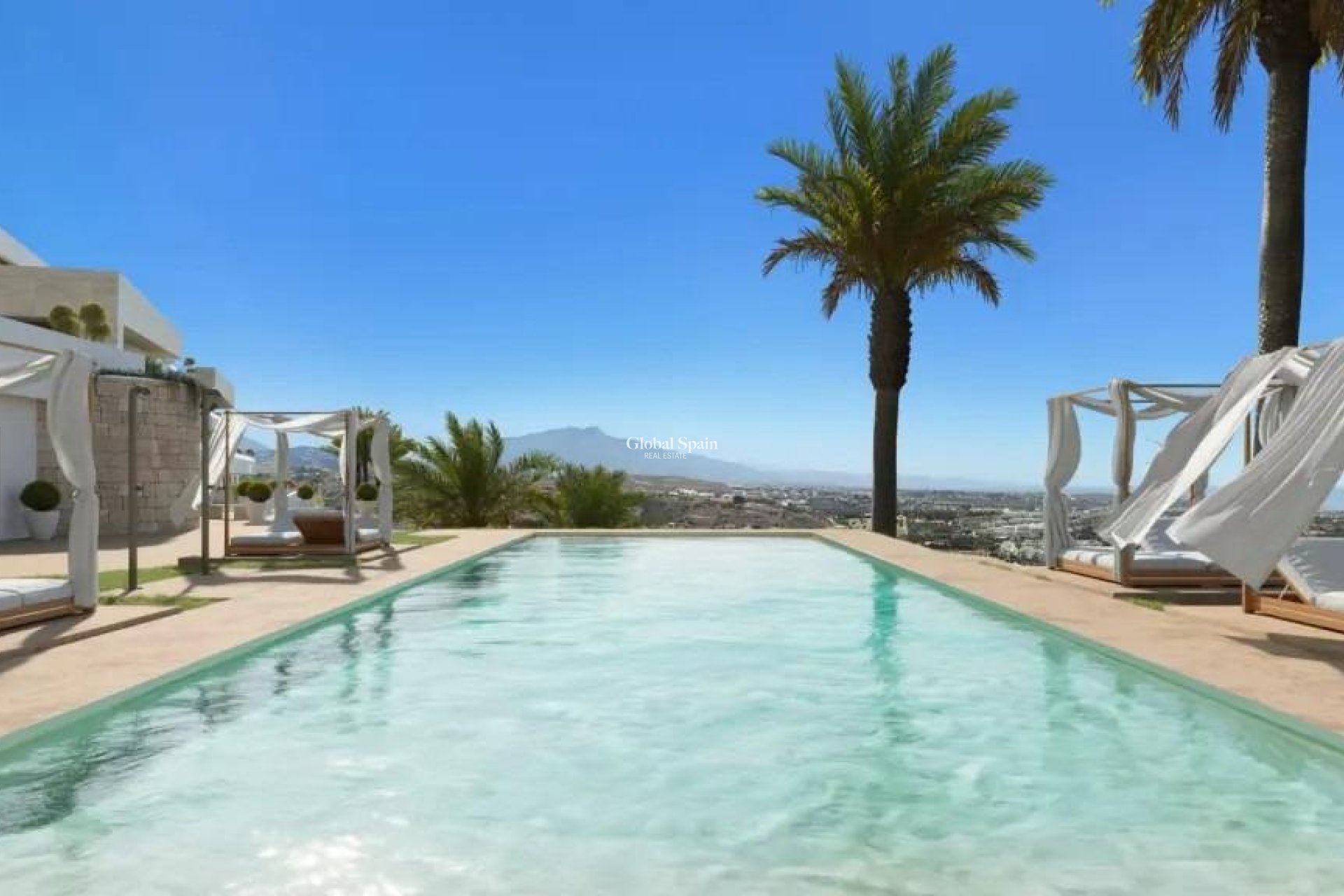 Nieuwbouw - PENTHOUSE -
ESTEPONA - Selwo