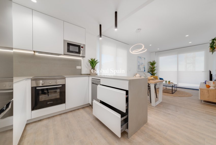 Nieuwbouw - PENTHOUSE -
LOS ARENALES DEL SOL - Elche/Elx