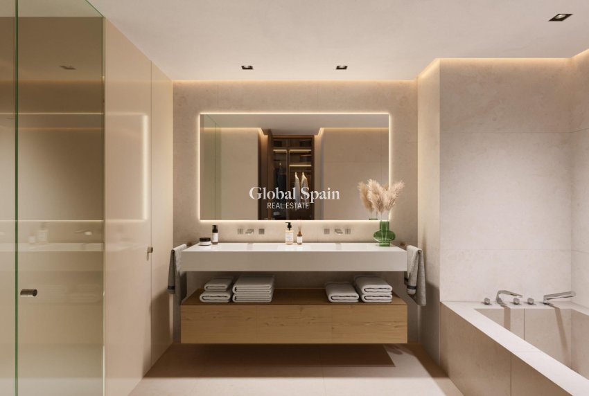 Nieuwbouw - Penthouse -
MARBELLA - Lomas De Marbella Club