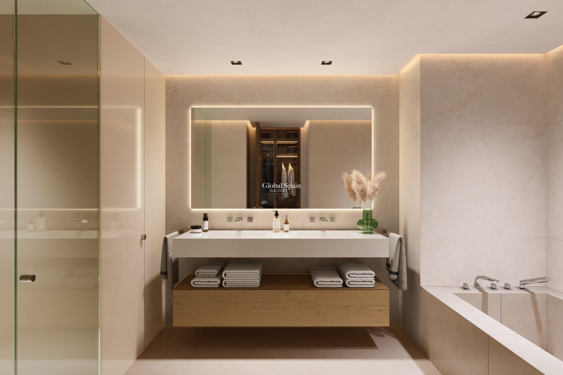 Nieuwbouw - Penthouse -
MARBELLA - Lomas De Marbella Club