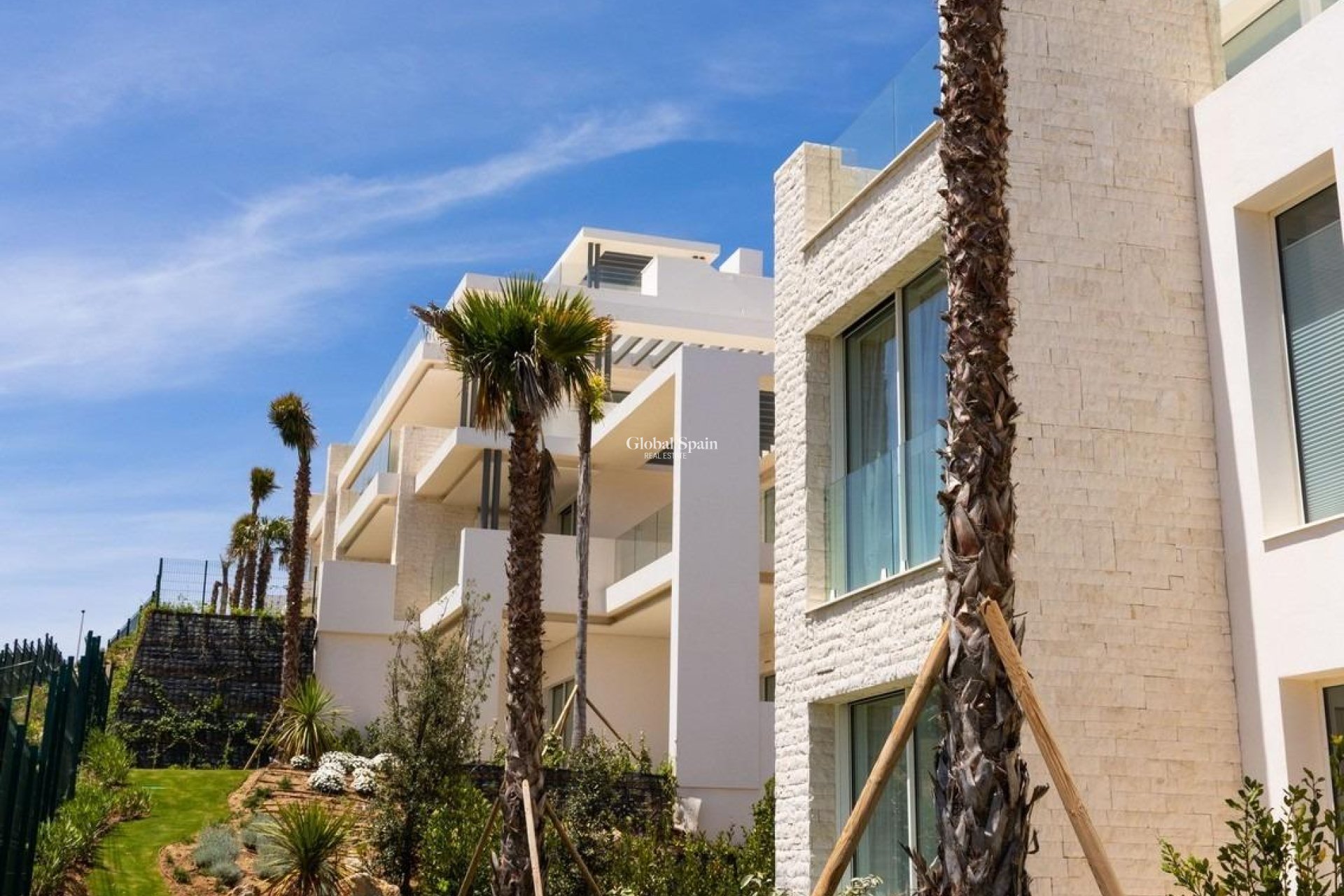 Nieuwbouw - PENTHOUSE -
OJÉN - El Soto De Marbella