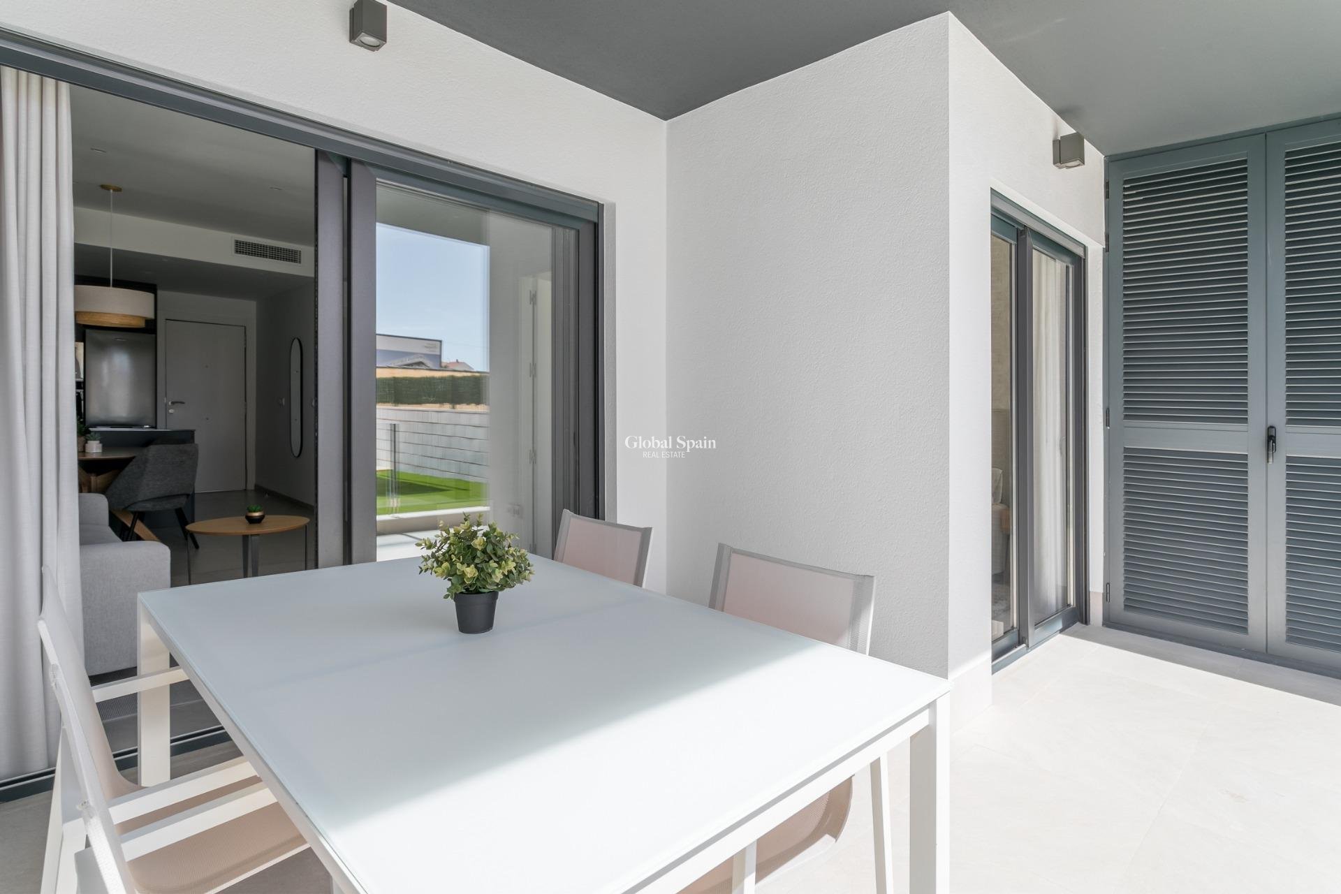 Nieuwbouw - PENTHOUSE -
TORREVIEJA - Torreblanca