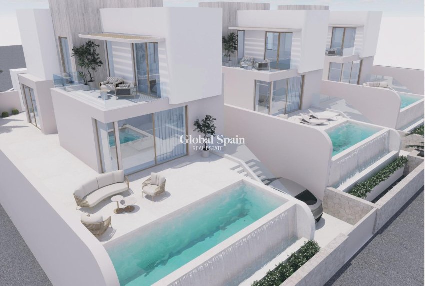 Nieuwbouw - VILLA -
ALGORFA - Castillo de montemar