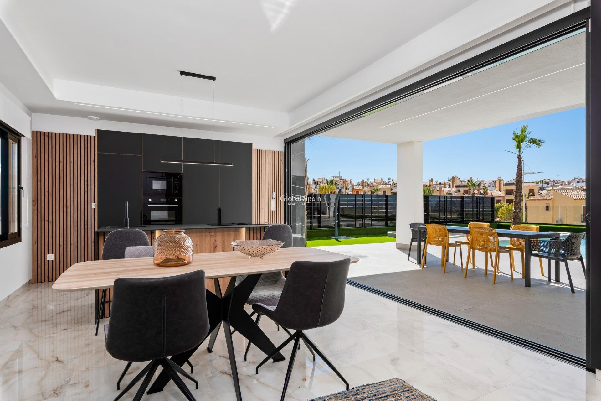 Nieuwbouw - VILLA -
ALGORFA - LA FINCA GOLF / ALGORFA