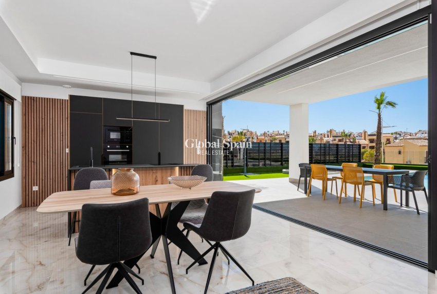 Nieuwbouw - VILLA -
ALGORFA - LA FINCA GOLF / ALGORFA