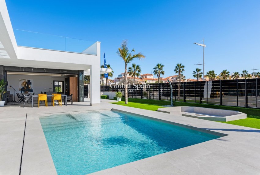 Nieuwbouw - VILLA -
ALGORFA - LA FINCA GOLF / ALGORFA