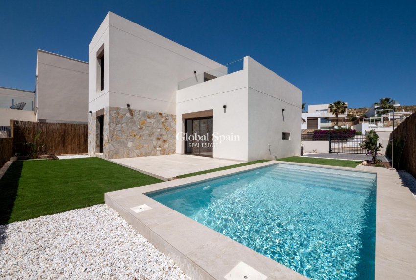 Nieuwbouw - VILLA -
ALGORFA - LA FINCA GOLF / ALGORFA