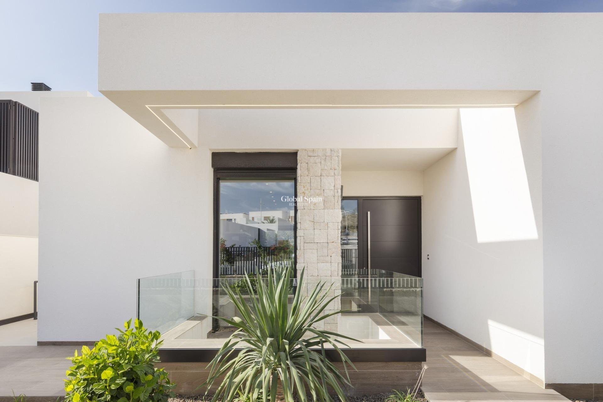 Nieuwbouw - VILLA -
ALGORFA - LA FINCA GOLF / ALGORFA
