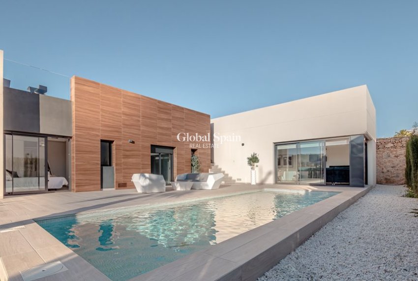 Nieuwbouw - VILLA -
ALGORFA - LA FINCA GOLF / ALGORFA