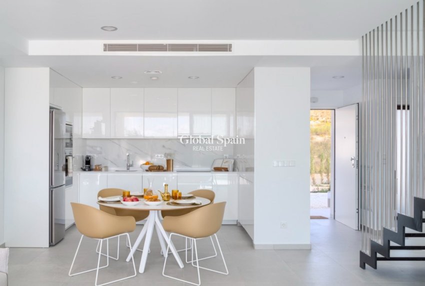 Nieuwbouw - Villa -
BAÑOS Y MENDIGO - Altaona Golf