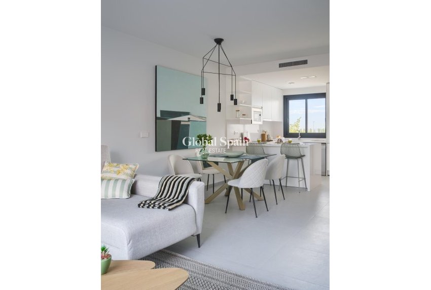 Nieuwbouw - Villa -
BAÑOS Y MENDIGO - Altaona Golf