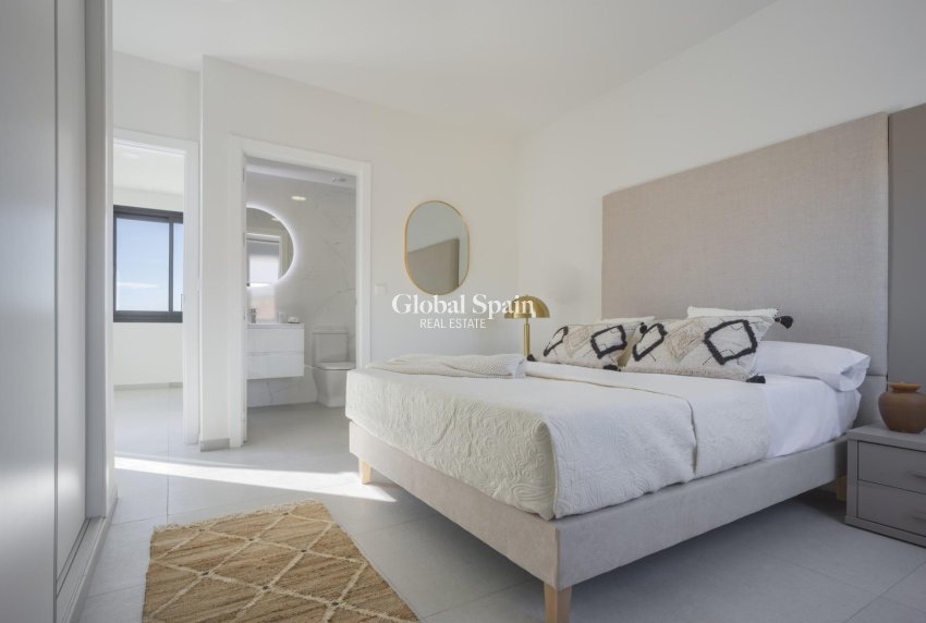 Nieuwbouw - Villa -
BAÑOS Y MENDIGO - Altaona Golf