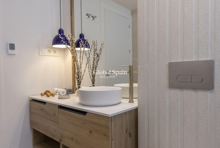 Nieuwbouw - VILLA -
BAÑOS Y MENDIGO - Altaona Golf