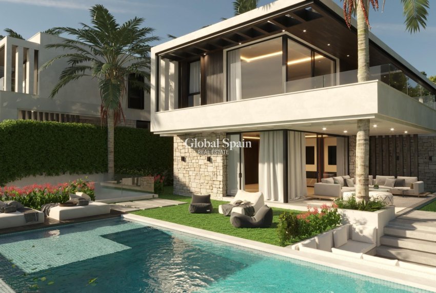 Nieuwbouw - VILLA -
BENALMÁDENA - La Capellanía