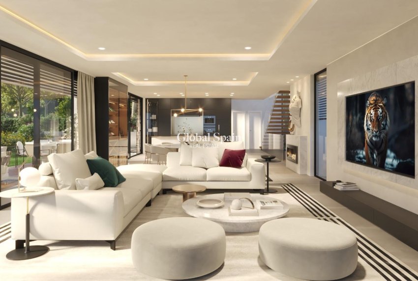 Nieuwbouw - VILLA -
BENALMÁDENA - La Capellanía