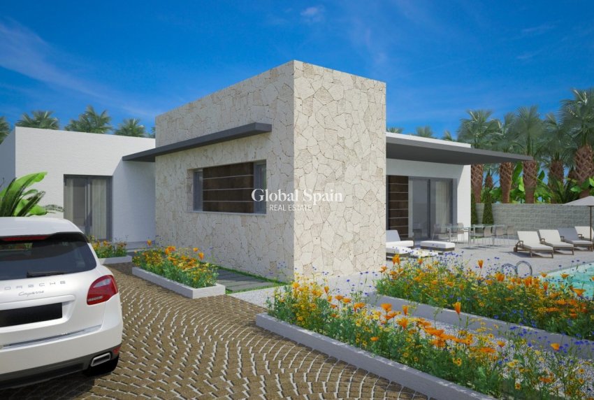 Nieuwbouw - VILLA -
BENIJÓFAR - Polideportivo