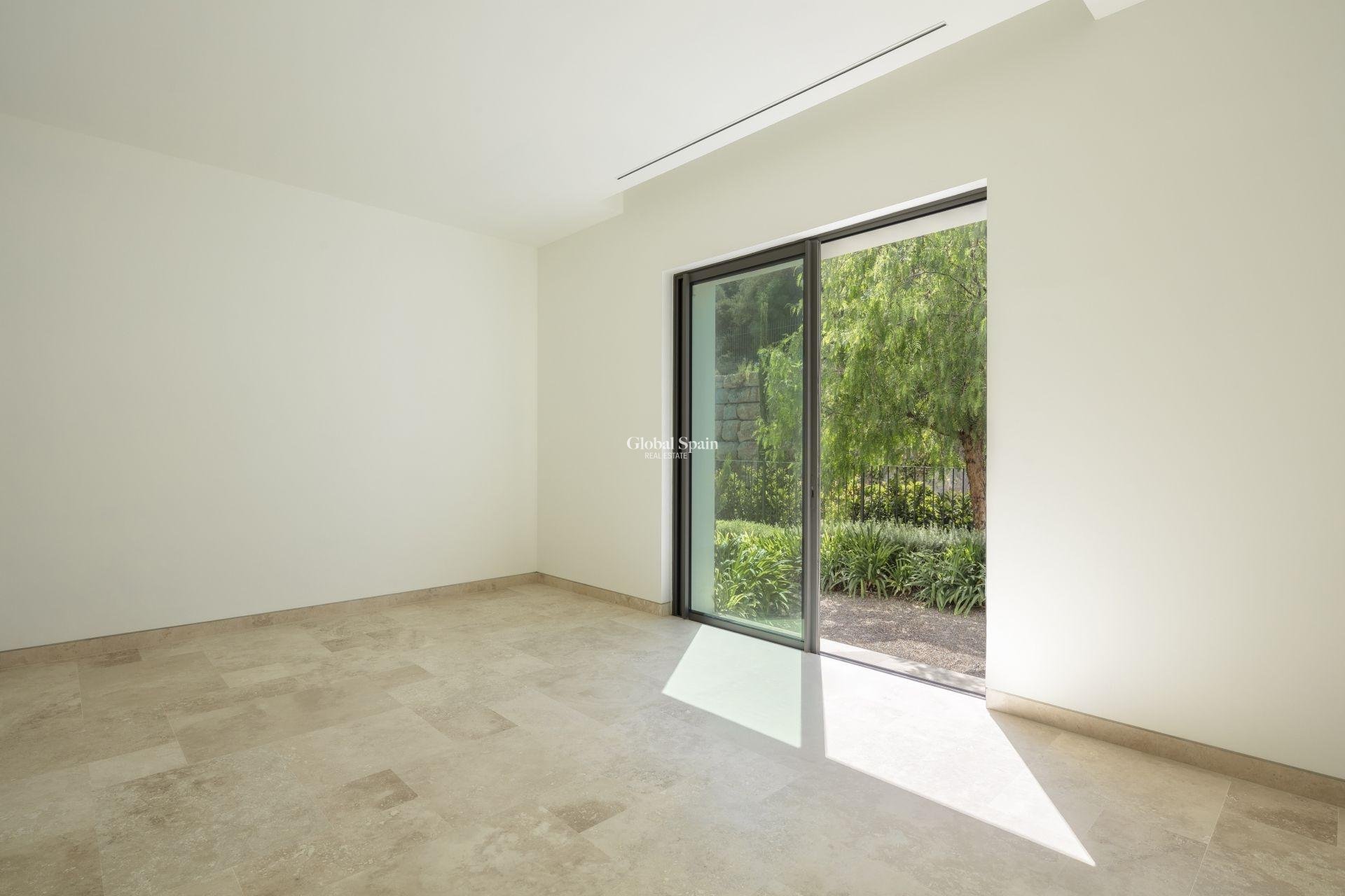 Nieuwbouw - Villa -
Casares - Pedregales